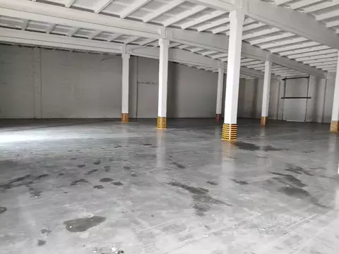 Склад в Санкт-Петербург Софийская ул., 58к2 (2000 м)