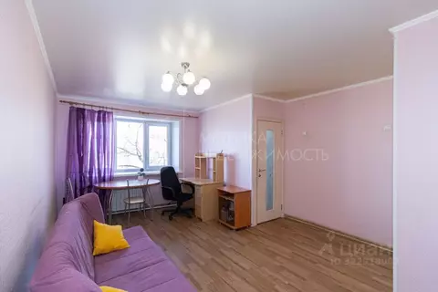 2-к кв. Тюменская область, Тюмень ул. 50 лет Октября, 39 (42.6 м)