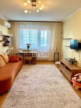 Продается 2-комнатная квартира