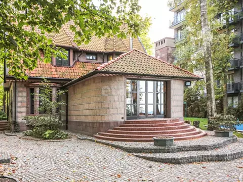 Дом в Калининградская область, Светлогорск ул. Динамо, 1 (247 м)