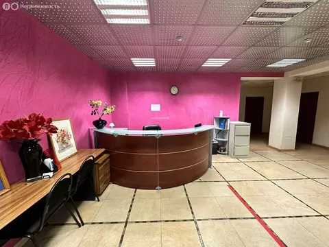 Помещение свободного назначения (2420 м)