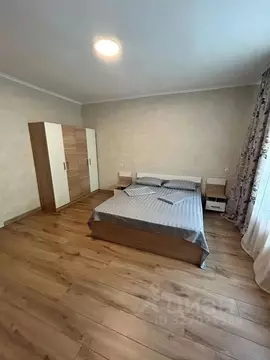 2-к кв. Москва Ленинградский просп., 33К1 (82.0 м)