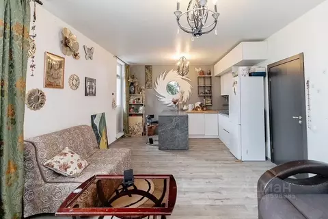 1-к кв. Свердловская область, Екатеринбург ул. Прониной, 27 (58.7 м)