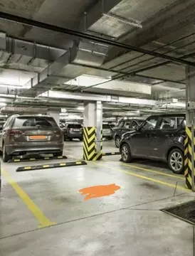 Гараж в Санкт-Петербург Планерная ул., 87к1 (13 м)