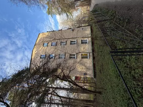 Продается 2-комнатная квартира