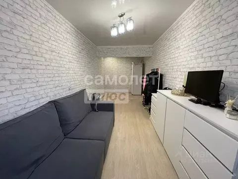 2-к кв. Омская область, Омск просп. Мира, 165Б (44.5 м)