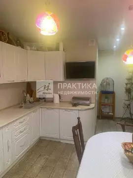 Продается 3-комнатная квартира