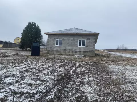 Дом в Калужская область, Малоярославецкий район, Шумятино с/пос, д. ...