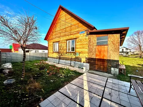 Дом в Башкортостан, Иглинский сельсовет, с. Иглино ул. Володарского, ...