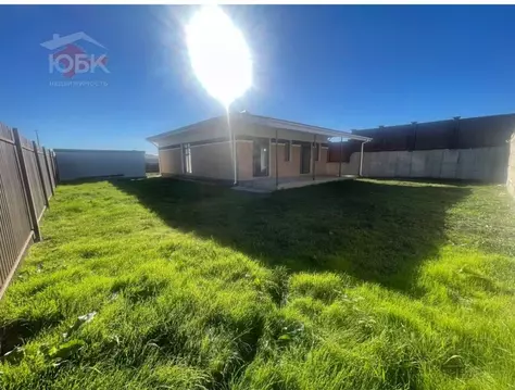 Дом в Крым, Симферопольский район, Мирновское с/пос, с. Белоглинка ...