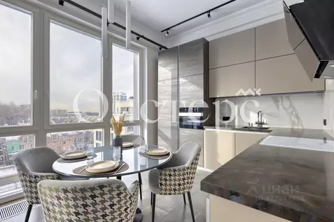 3-к кв. Санкт-Петербург Нижне-Каменская ул., 7к1 (80.4 м)