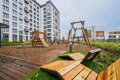 2-к кв. Свердловская область, Екатеринбург бул. Золотистый, 17 (51.1 ...