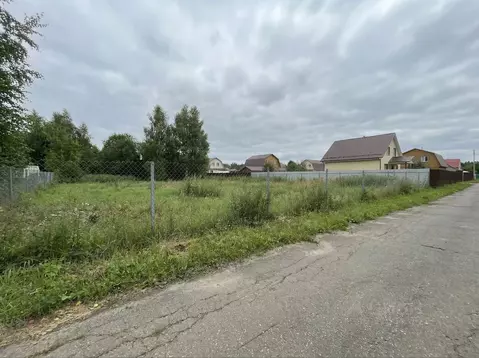 Участок в Московская область, Подольск городской округ, д. Бережки ул. ...