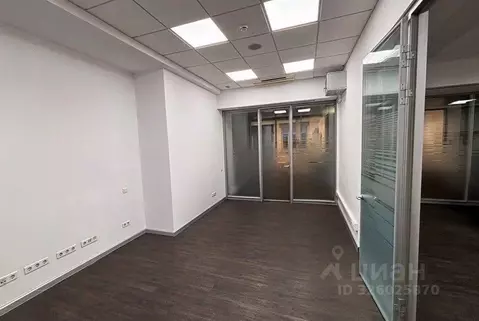 Офис в Санкт-Петербург Петроградская наб., 18 (90 м)