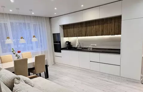 4-к кв. Москва ул. Свободы, 42 (90.0 м)