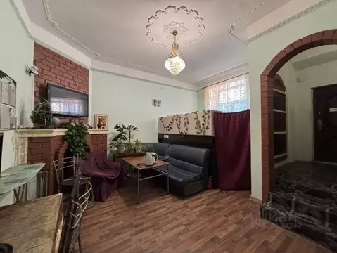 Офис в Челябинская область, Челябинск Титановая ул., 1 (140 м)