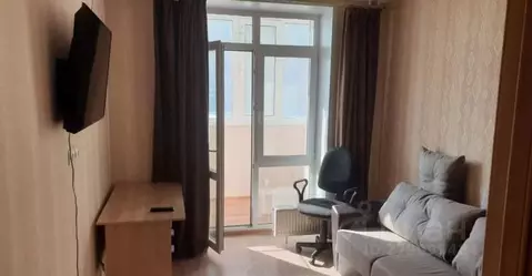 1-к кв. Тюменская область, Тюмень ул. Тимофея Чаркова, 79 (37.0 м)