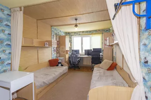 2-к кв. Омская область, Омск Звездный мкр, ул. Бережного, 5 (46.8 м)