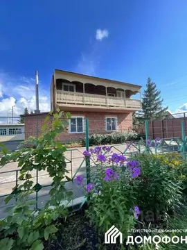Дом в Омская область, Черлакский район, с. Иртыш Октябрьская ул., 38 ...