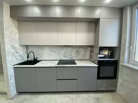 2-к кв. Тюменская область, Тюмень ул. Николая Глебова, 3 (60.0 м)