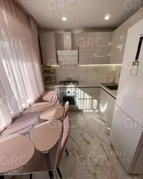 2-к кв. Краснодарский край, Сочи Гагарина мкр, ул. Красноармейская ...