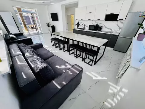 Дом в Татарстан, Казань ул. Александра Ключарева, 17Ж (235 м)