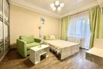 1-к кв. Крым, Симферополь ул. Крылова, 5 (35.0 м)