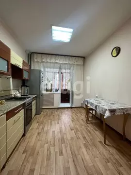 3-к кв. Коми, Усинск Воркутинская ул., 21 (73.7 м)