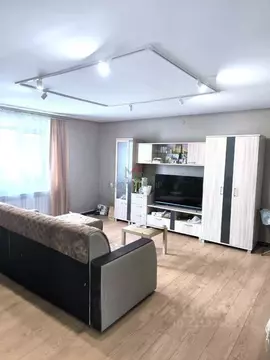 Дом в Тыва, Кызылский кожуун, Каа-Хем пгт ул. Братьев Шумовых (144 м)