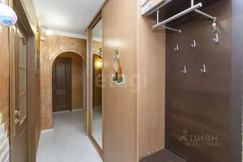 3-к кв. Тюменская область, Тюмень ул. Боровская, 7 (67.0 м)