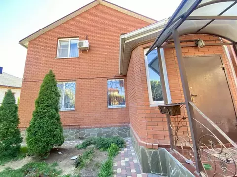 Дом в Волгоградская область, Волгоград ул. Летчиков, 3 (240 м)