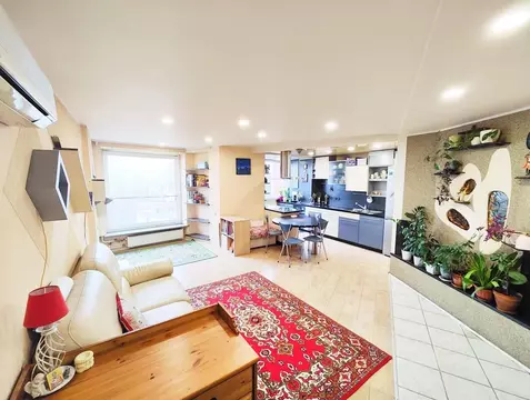 3-к кв. Санкт-Петербург просп. Культуры, 18К2 (76.0 м)