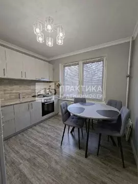 Продается 3-комнатная квартира