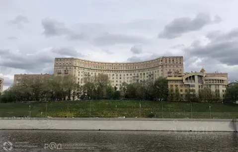 3-к кв. Москва Ростовская наб., 5 (102.8 м)