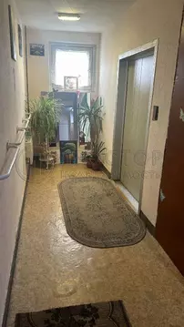 Продается 4-комнатная квартира