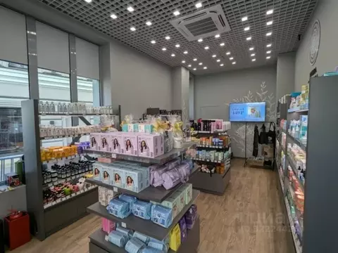 Торговая площадь в Москва Никольская ул., 25 (35 м)