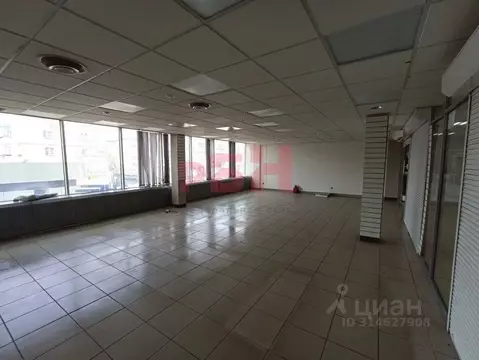 Торговая площадь в Курганская область, Курган ул. Карла Маркса, 76 (92 ...