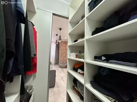 1-комнатная квартира: Краснодар, улица Цезаря Куникова, 24к3 (39.5 м)