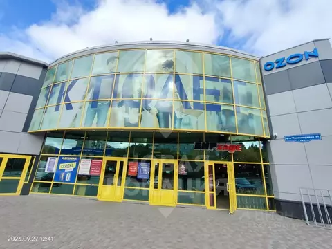 Торговая площадь в Омская область, Омск ул. 4-я Транспортная, 11 (60 ...