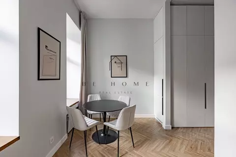 2-к кв. Санкт-Петербург Невский просп., 164 (62.0 м)