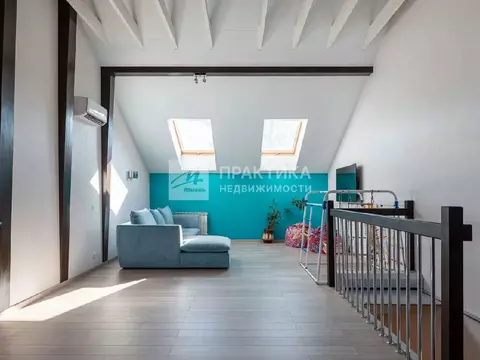 Продается 4-комнатная квартира