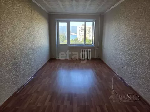 3-к кв. Краснодарский край, Новороссийск Суворовская ул., 19 (65.2 м)