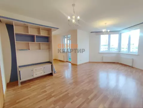 2-к кв. Свердловская область, Екатеринбург ул. Уральская, 75 (76.3 м)