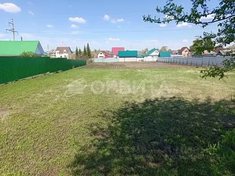 Участок в Тюменская область, Тюменский муниципальный округ, с. ...