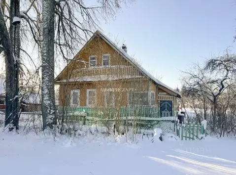 Дом в Ленинградская область, Лужский район, Серебрянское с/пос, д. ...
