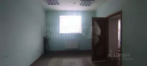 Помещение свободного назначения в Калининградская область, Светлый ул. ...