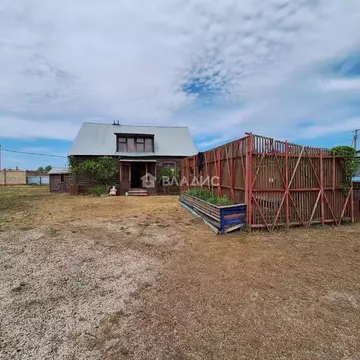 Дом в Краснодарский край, Ейский район, Должанская ст-ца Пионерский ...