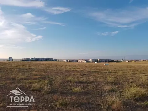 Участок в Крым, Черноморский район, с. Окуневка ул. Крупской (6.0 ...