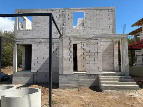 Дом в Крым, Симферопольский район, Добровское с/пос, с. Краснолесье ...