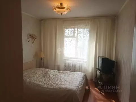 2-к кв. Ленинградская область, Кириши ул. Нефтехимиков, 8 (53.0 м)